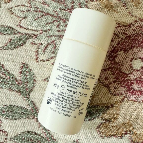 Dr. Barbara Sturm | Trial Enzyme Cleanse (Half Bottle) - Picture 4 of 8